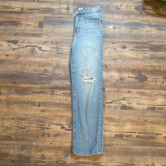 Madewell, The Perfect Vintage Straight Jean, Light Wash, Size 26 - Picture 3 of 6